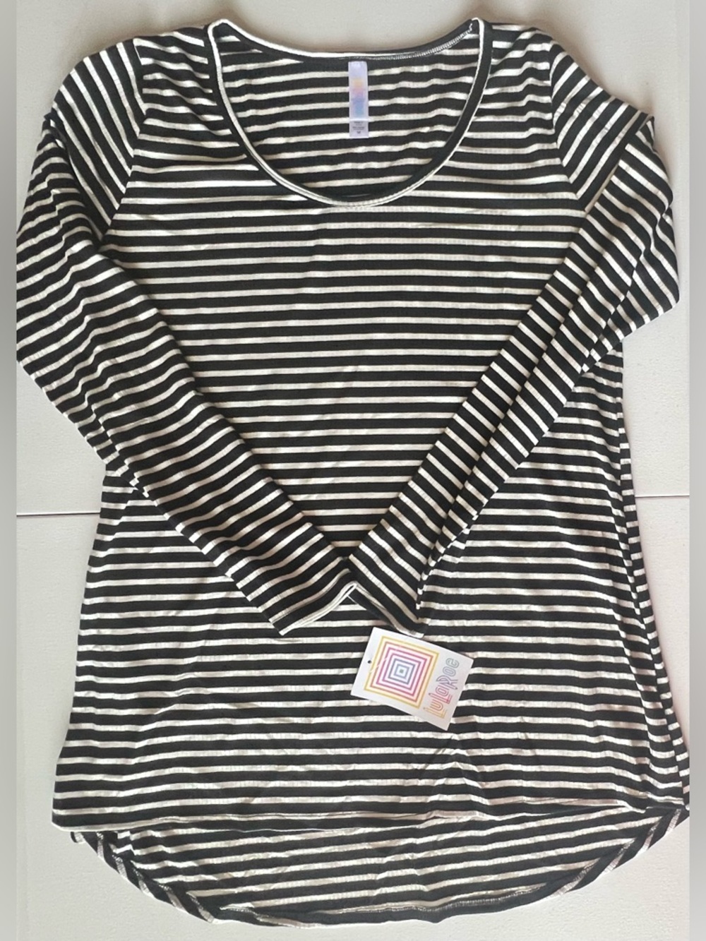 Lularoe Lynnae - Size Medium